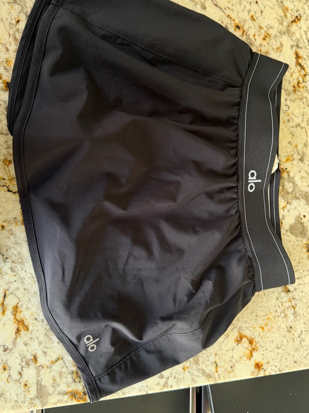 ALO Yoga Men’s Black Athletic Shorts with Logo Waistband